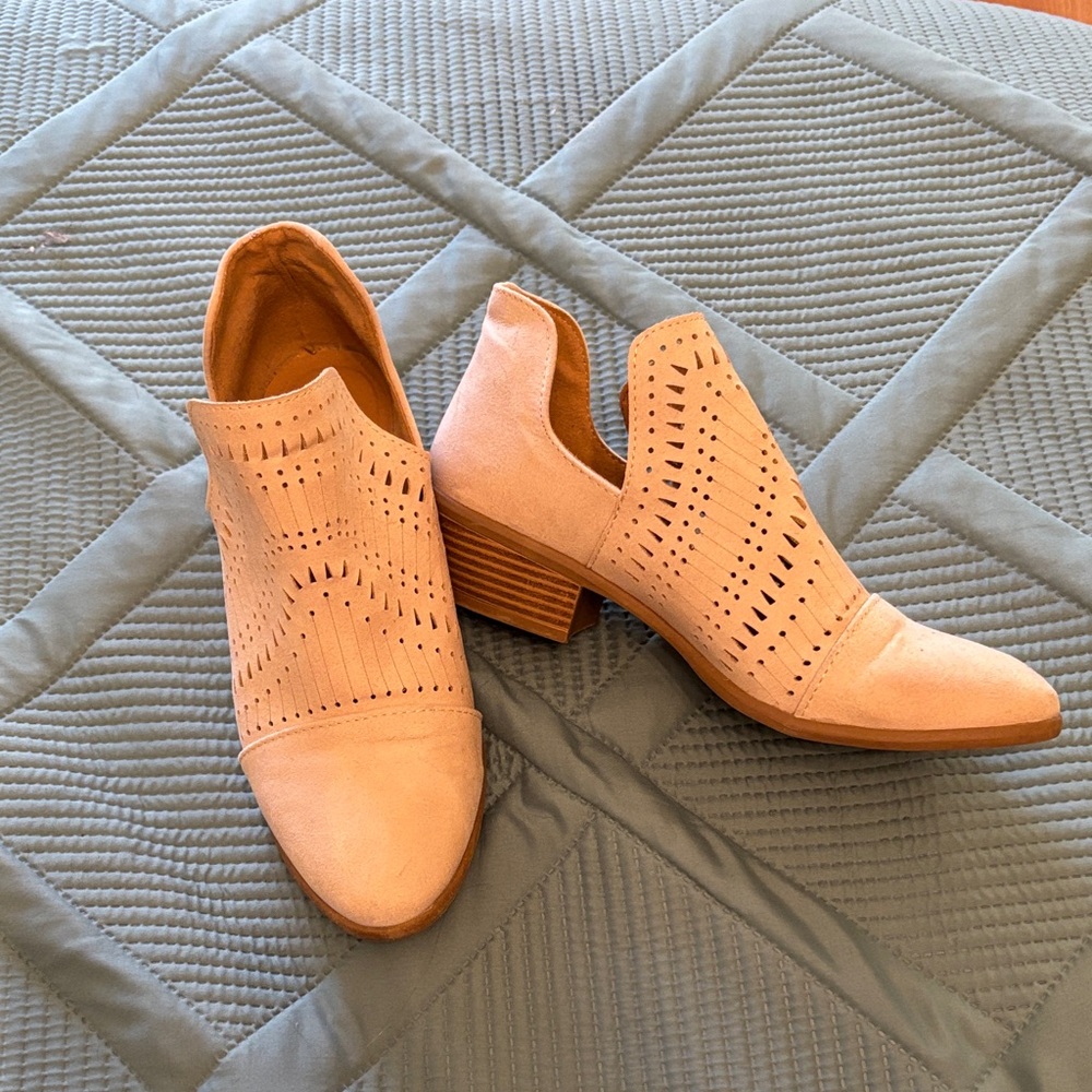 Qupid Tan Perforated Mules